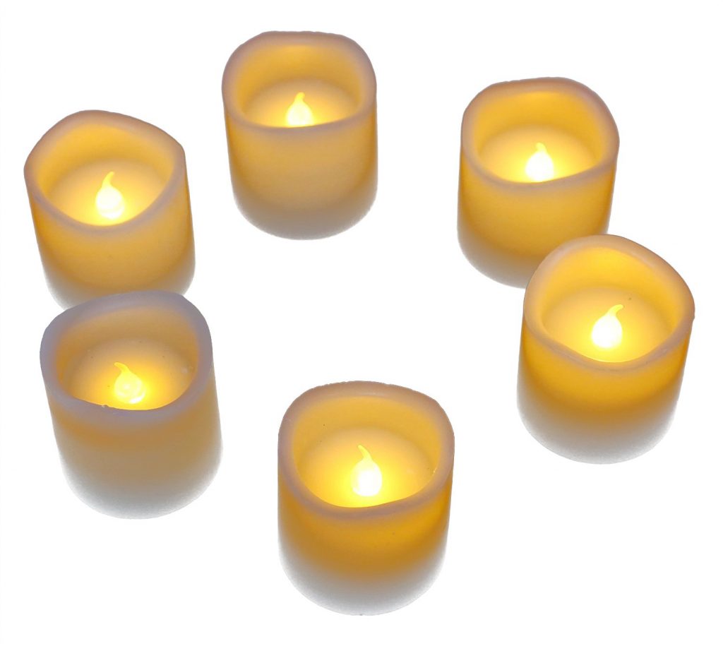 Cheap candles and easy-to-use arrangements